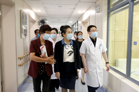 市卫生健康委吴红艳主任率队到市康宁医院调研指导-康宁动态-深圳精神