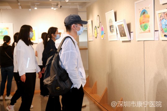 小作品里有大世界，孤独症孩子有“画”说
