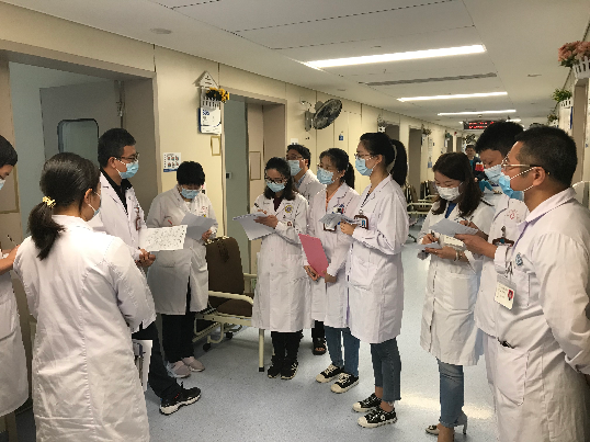教学查房.jpg